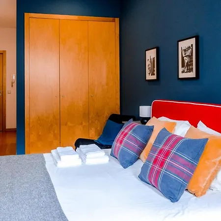 Cozy Studio In The Heart Of Lapa - 5Min Walk To Metro! Porto Exterior photo